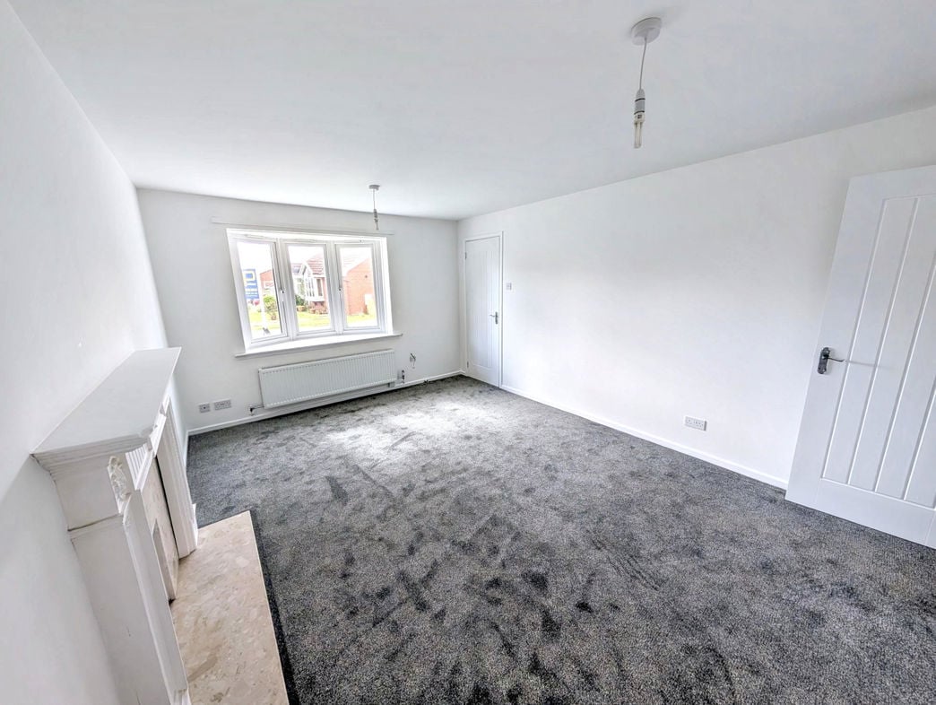 Property image 2 of 14