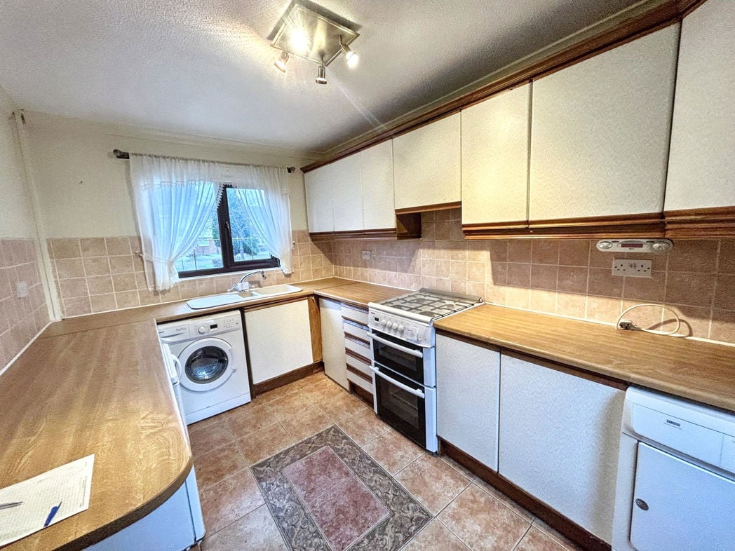 Property image 3 of 8