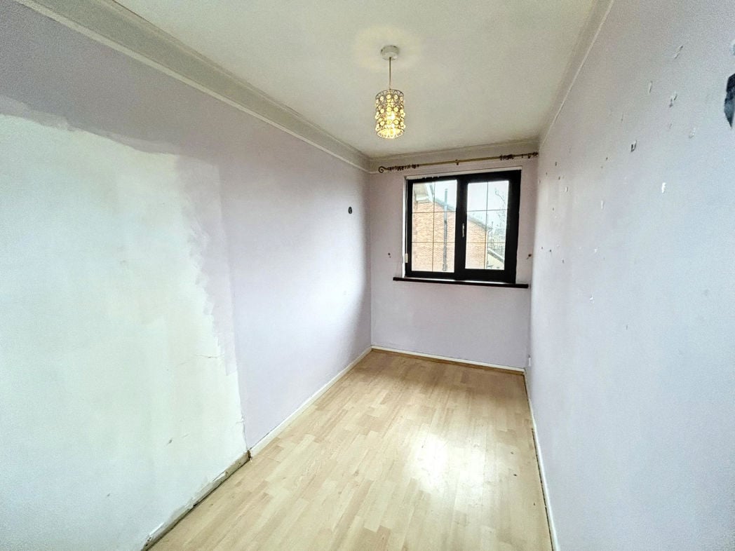 Property image 6 of 8