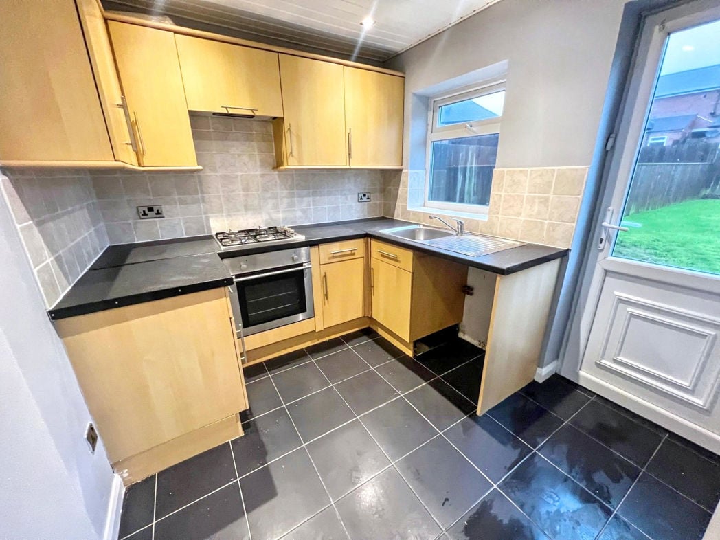 Property image 4 of 9