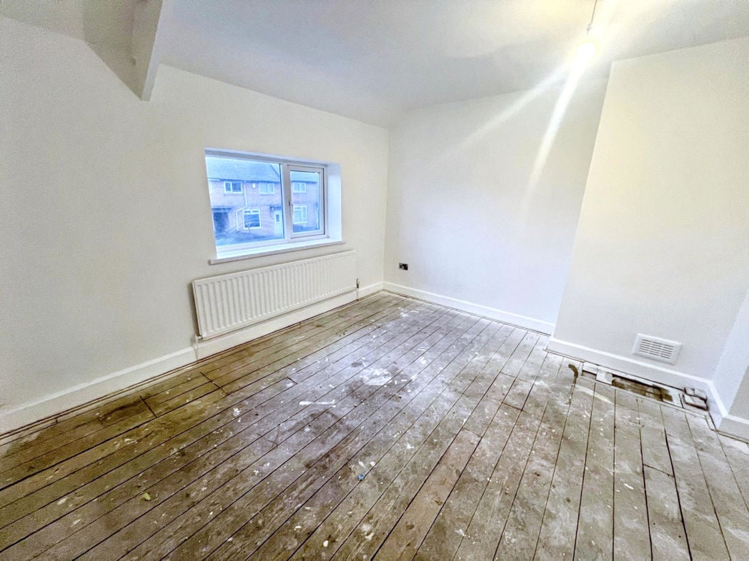 Property image 7 of 9