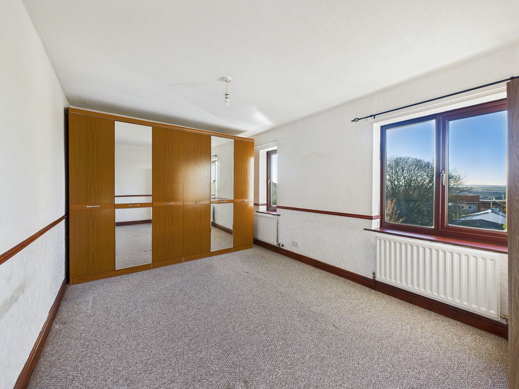 Property image 7 of 8