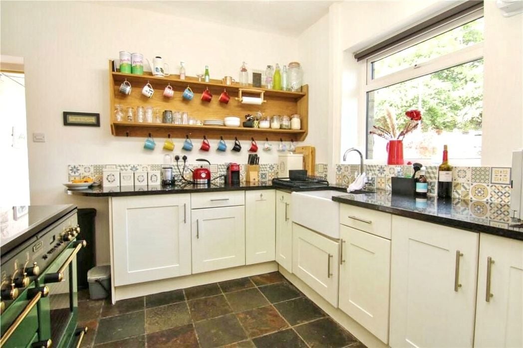 Property image 2 of 13