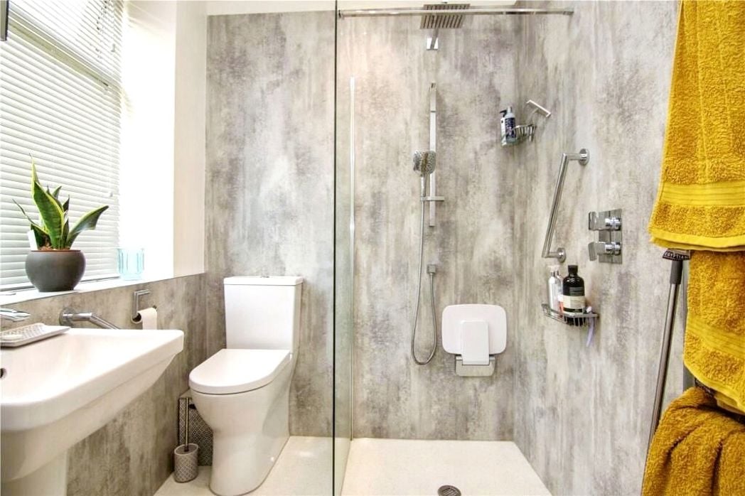 Property image 7 of 13