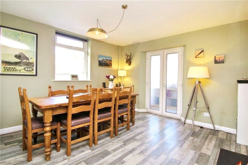 Property image 5 of 13