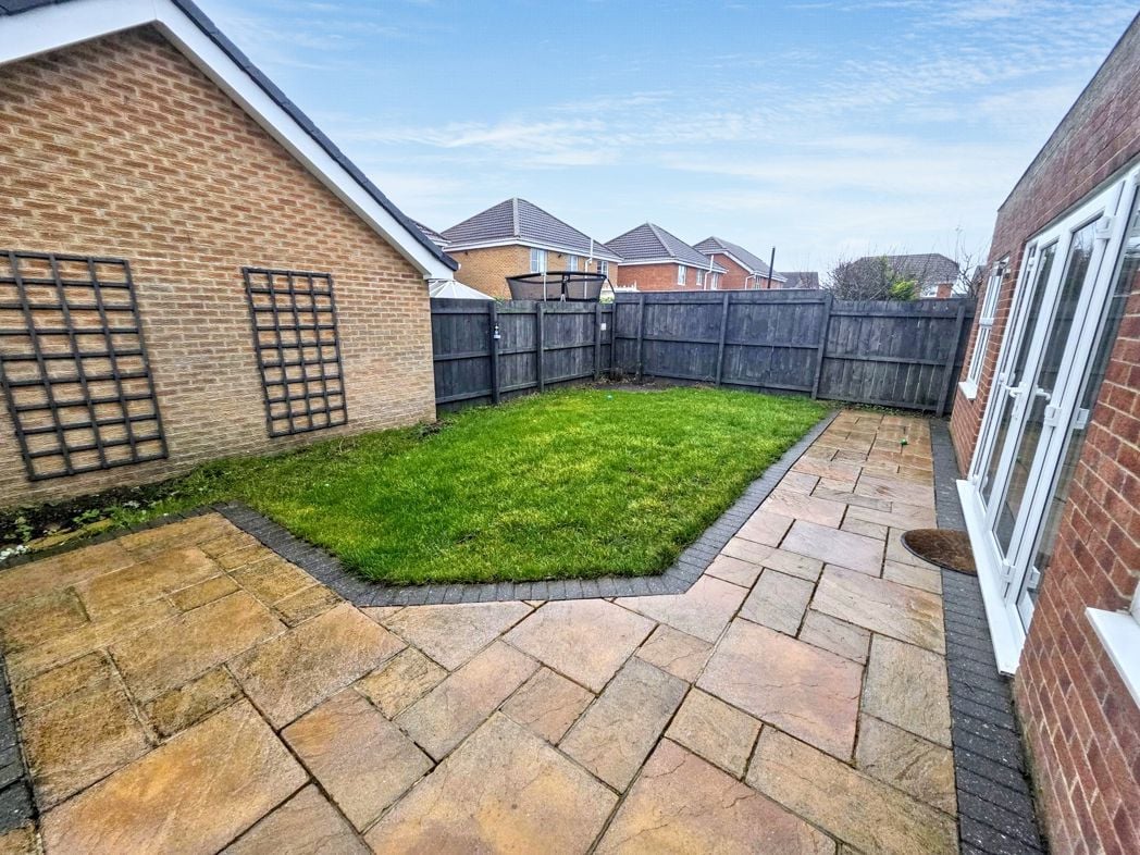 Property image 22 of 23