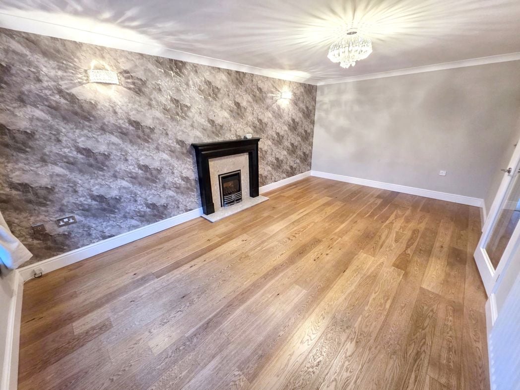 Property image 4 of 23