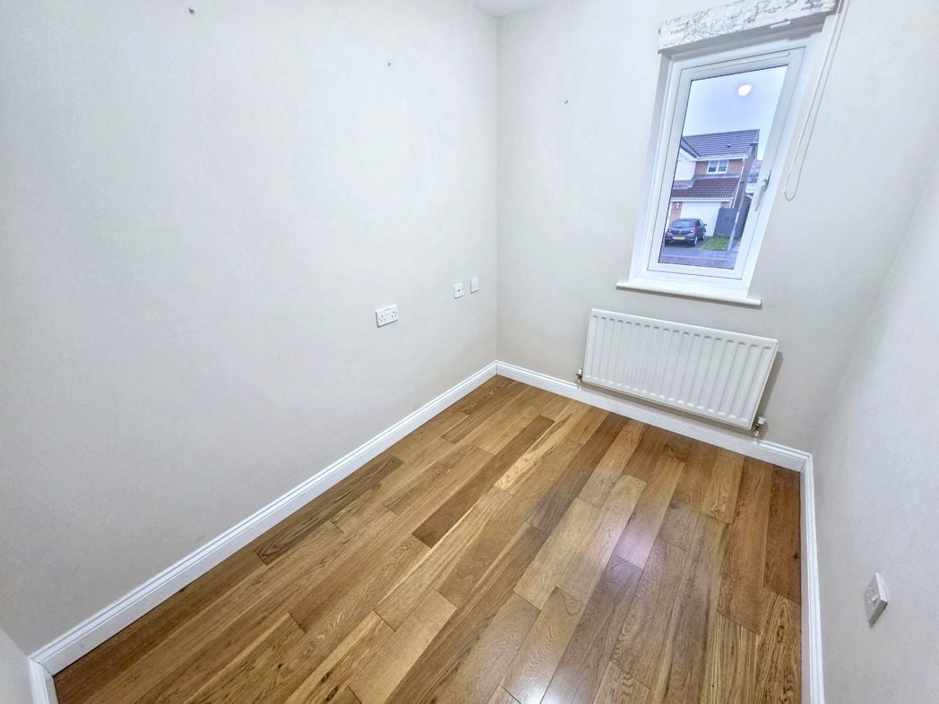 Property image 21 of 23