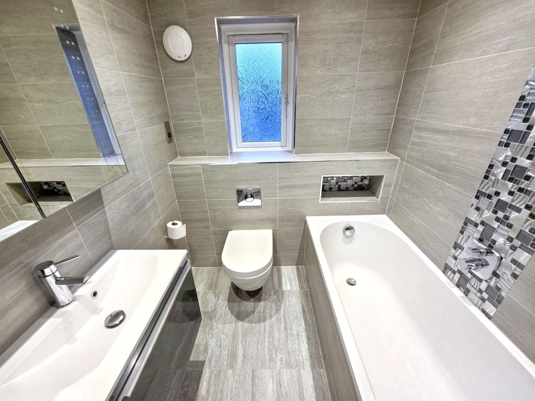 Property image 18 of 23