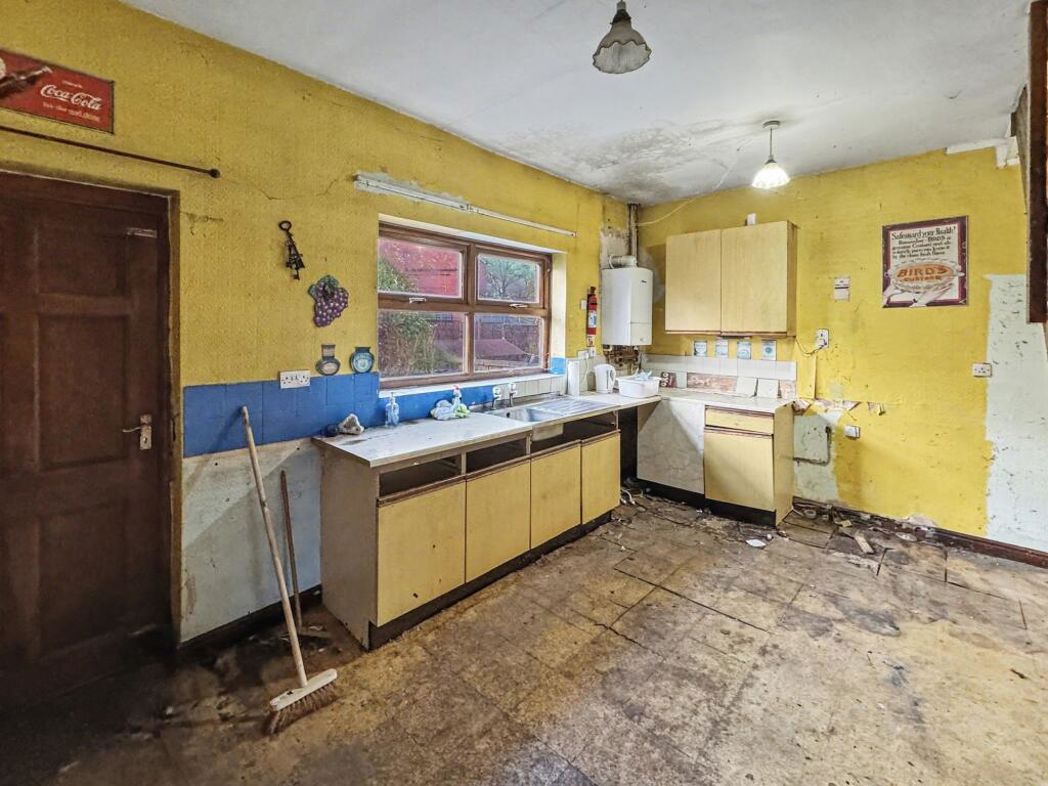 30, Manchester, Greater Manchester, M25 3HT