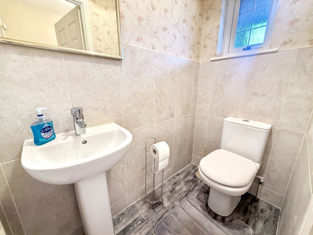 Property image 8 of 20