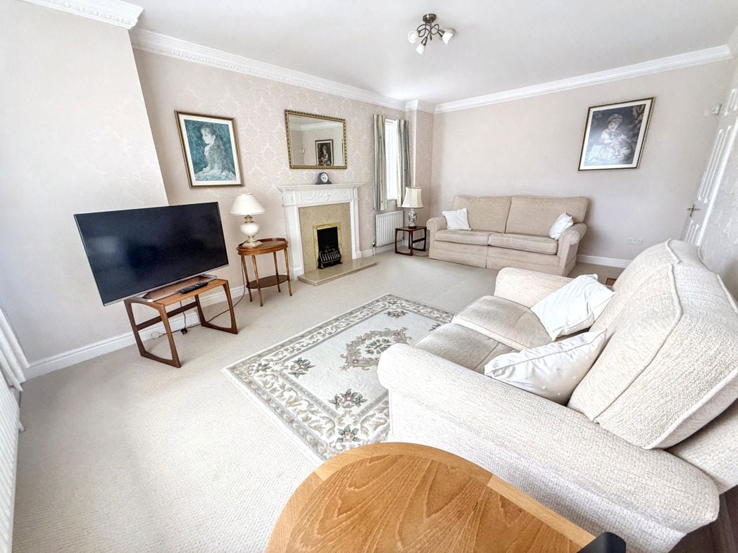 Property image 4 of 20