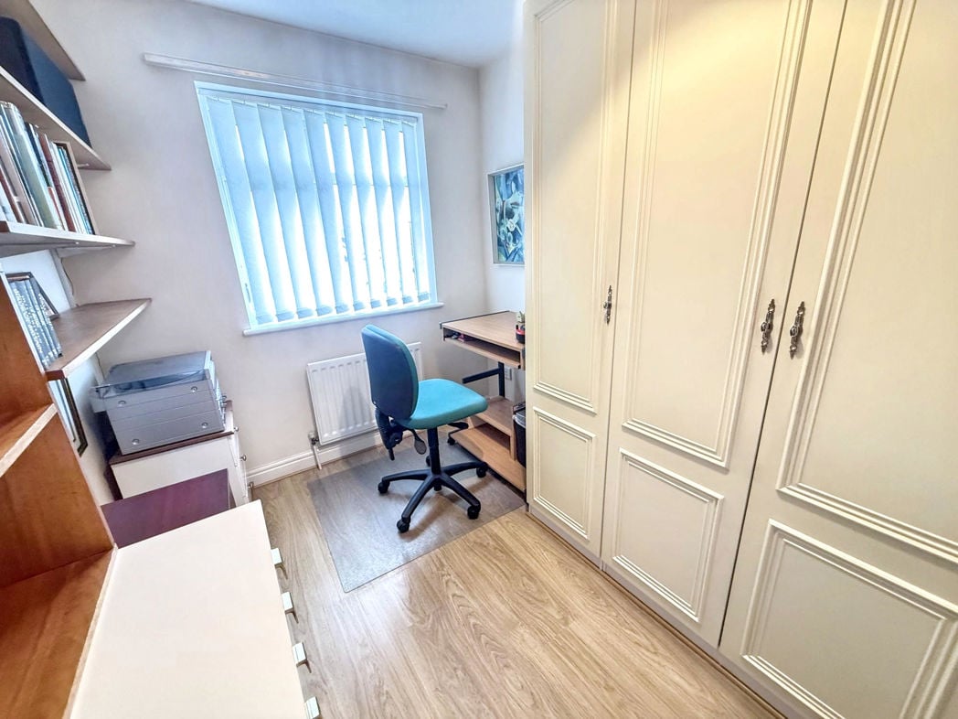 Property image 16 of 20
