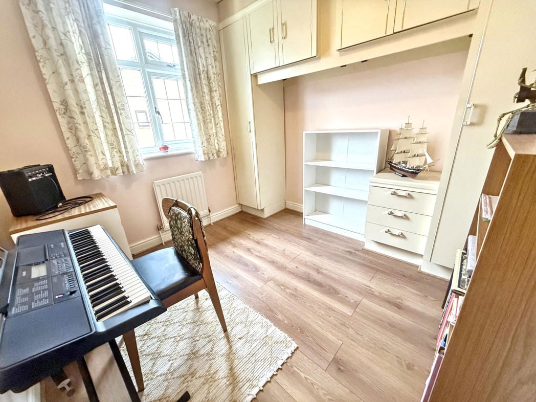 Property image 15 of 20