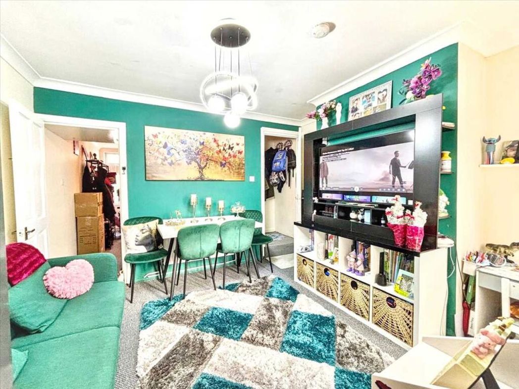 Property image 6 of 13