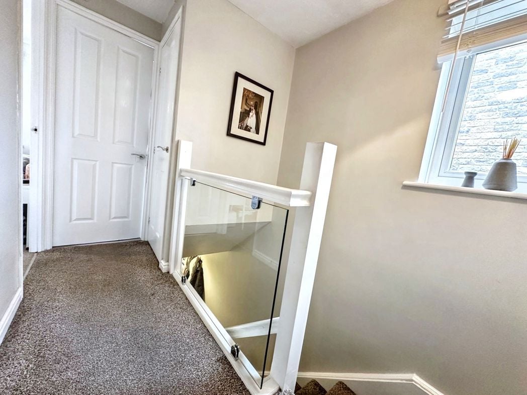 Property image 10 of 19
