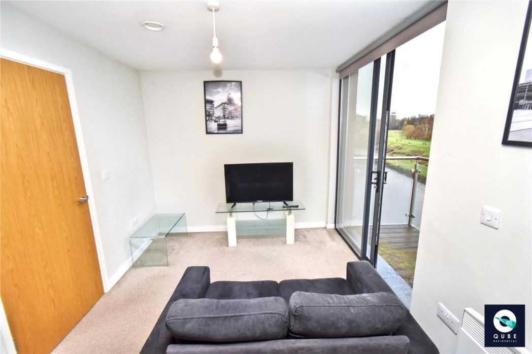 Property image 2 of 14