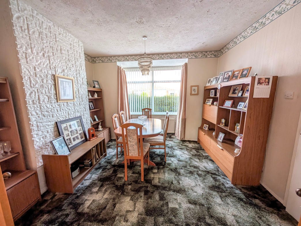 Property image 4 of 12