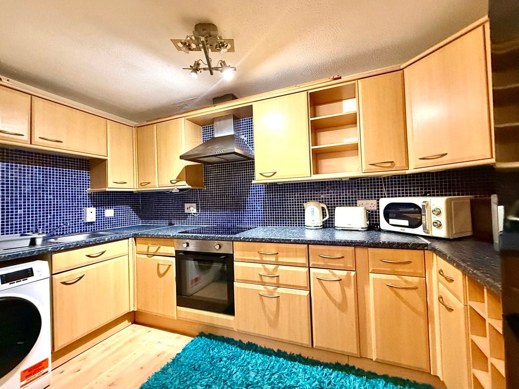 Property image 3 of 6