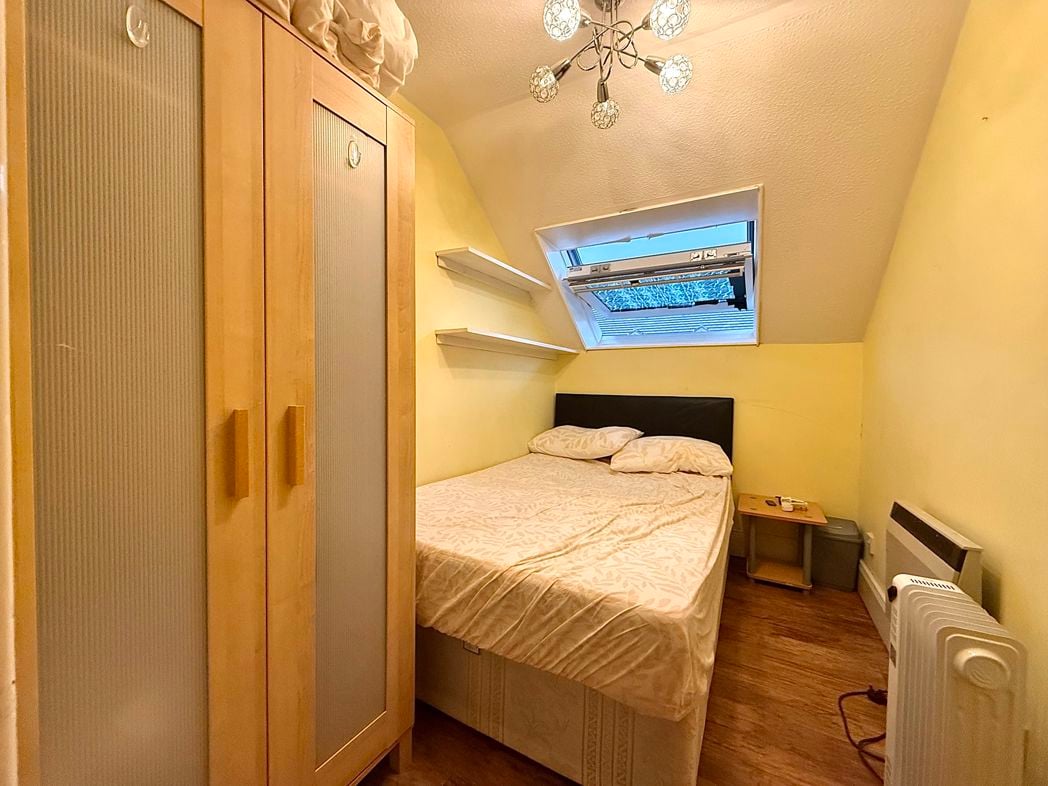 Property image 5 of 6