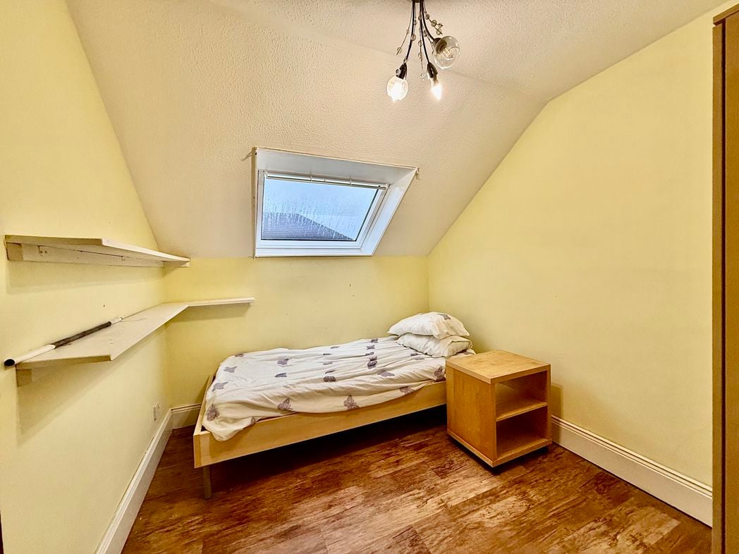 Property image 6 of 6