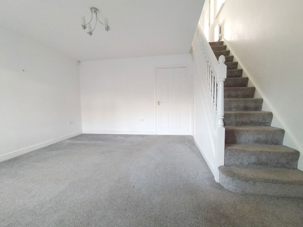 Property image 2 of 12