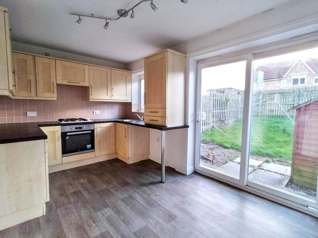 Property image 6 of 12