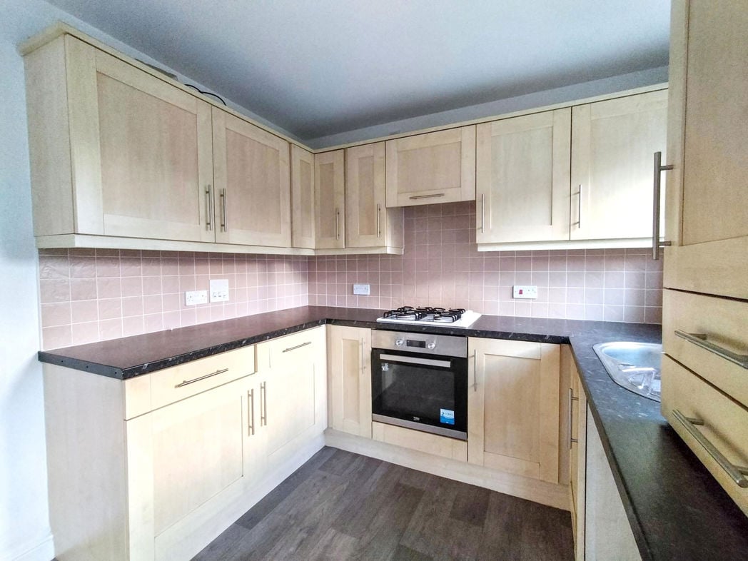 Property image 7 of 12