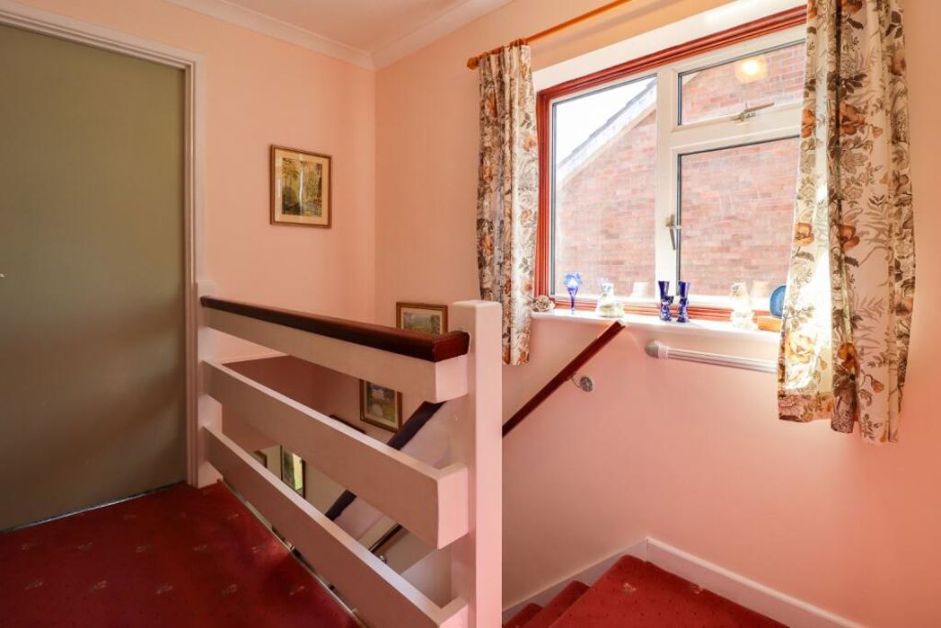 Property image 8 of 20