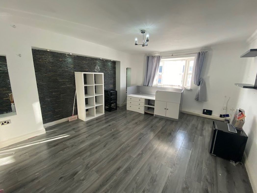 19C, Liverpool, Merseyside, L3 8BB