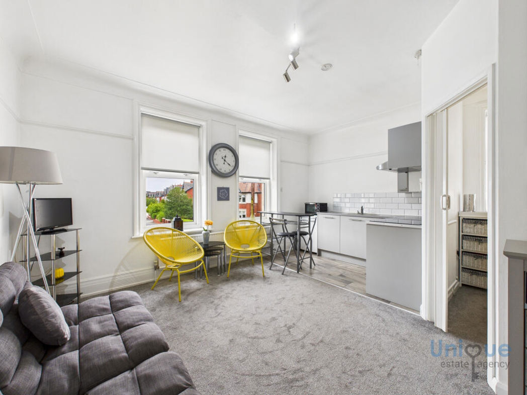 Property image 3 of 13