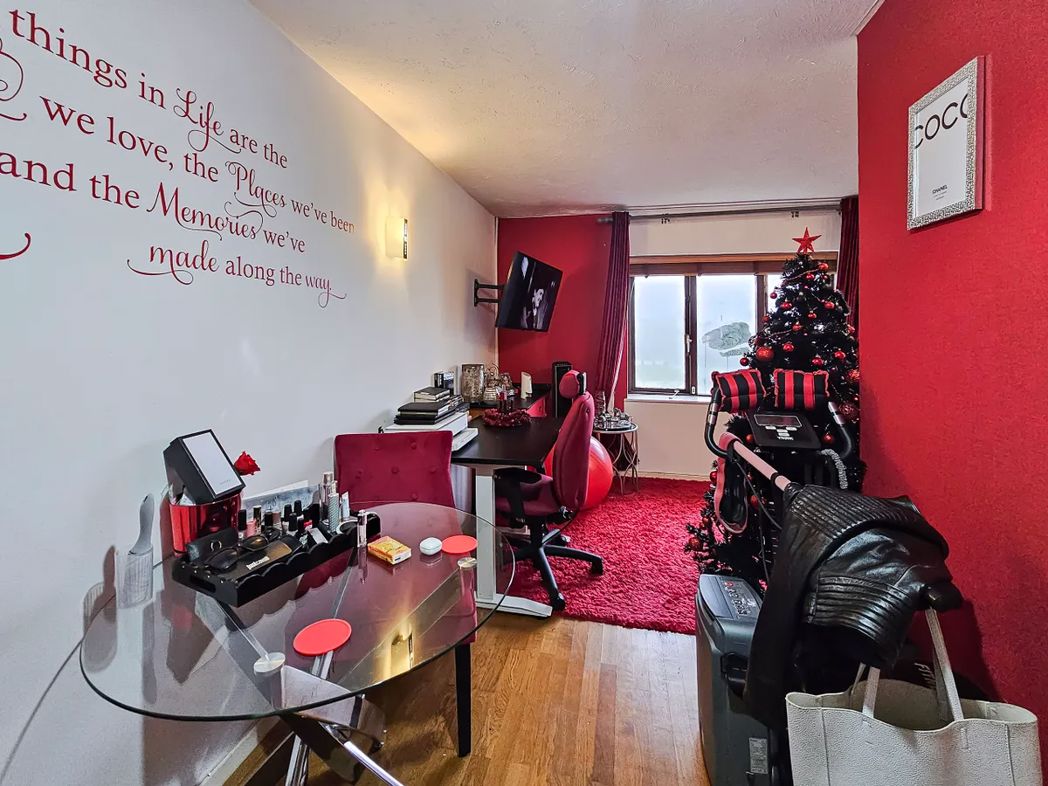 Property image 5 of 10
