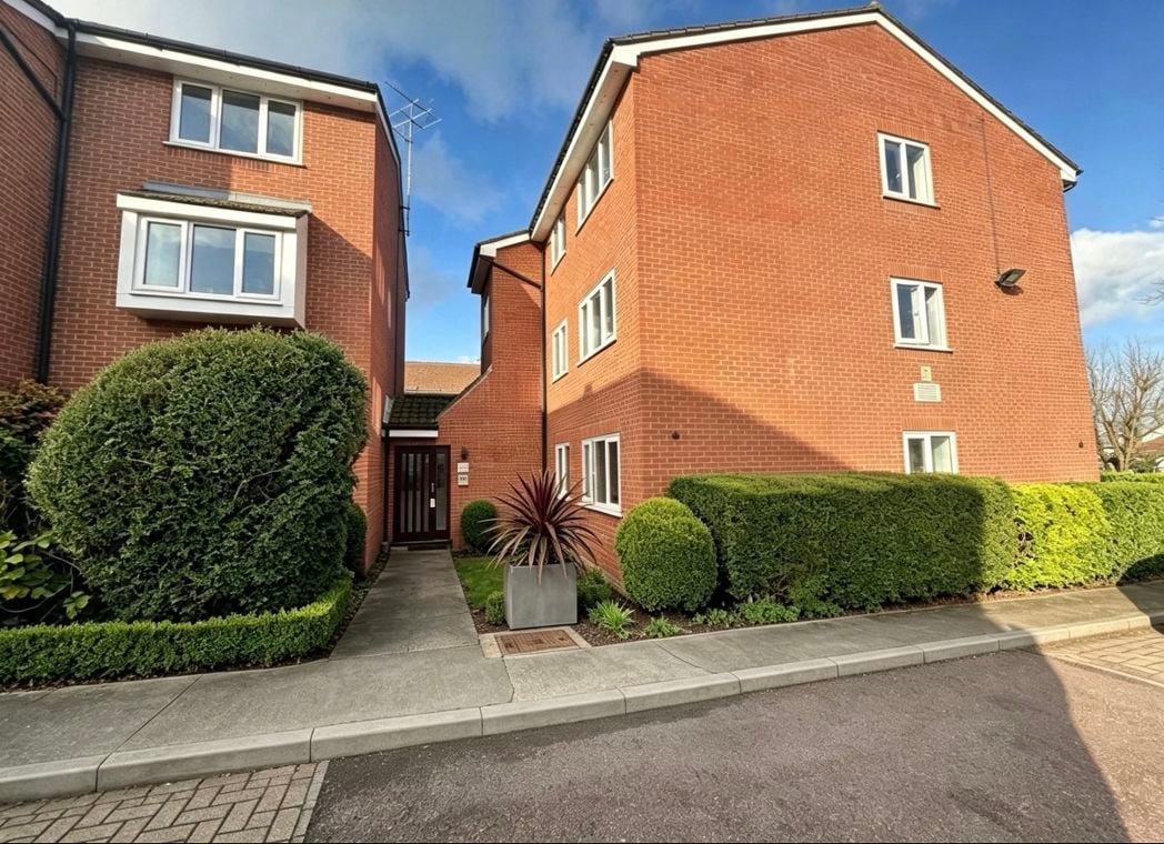 Property image 1 of 8