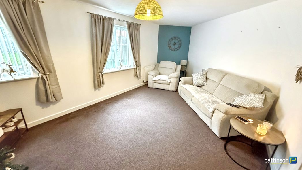 Property image 2 of 10