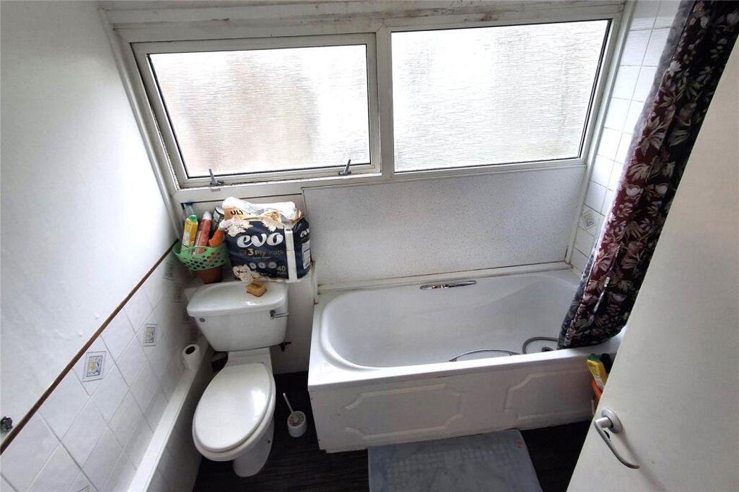 46, Crawley, West Sussex, RH10 6QY