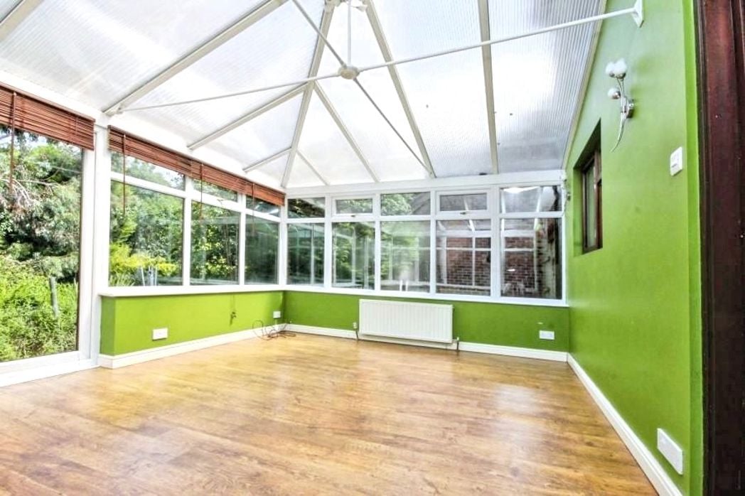 Property image 5 of 18
