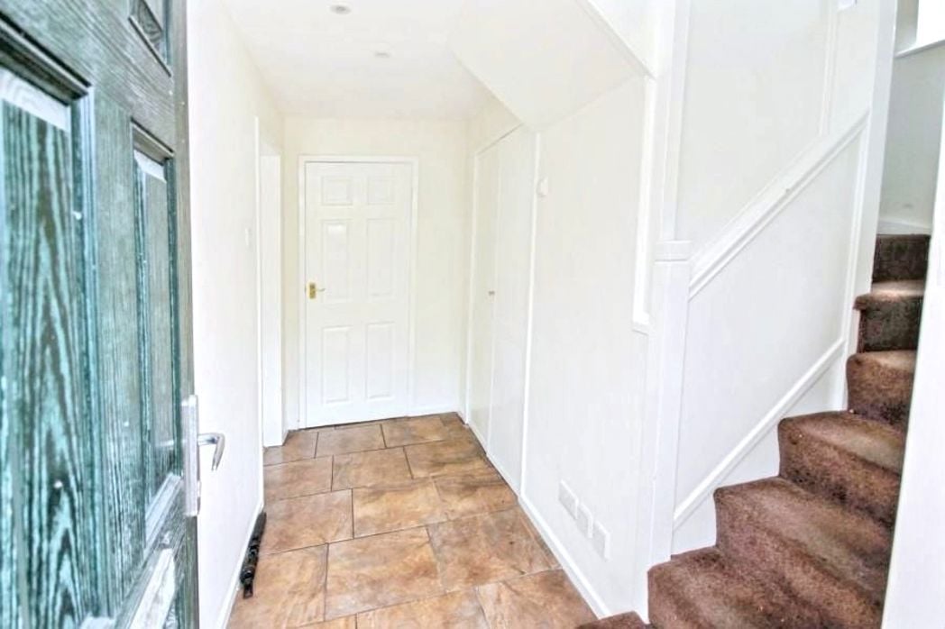 Property image 6 of 18