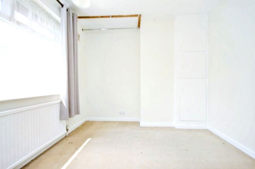 Property image 11 of 18
