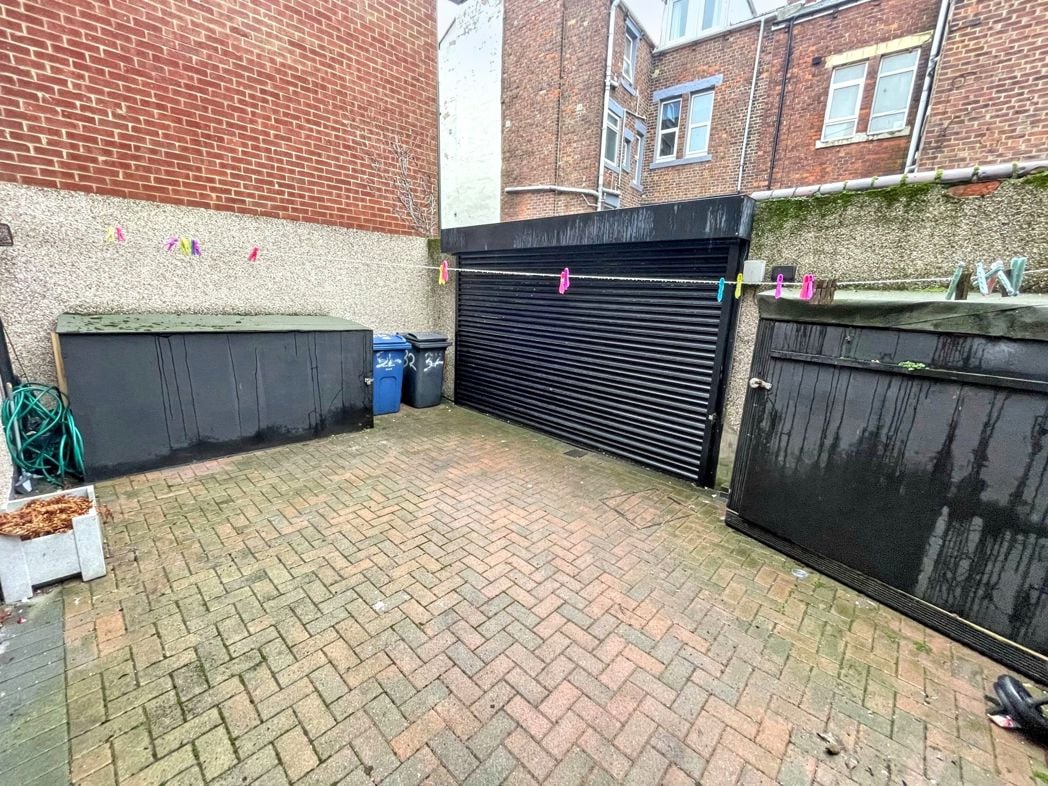 Property image 11 of 11