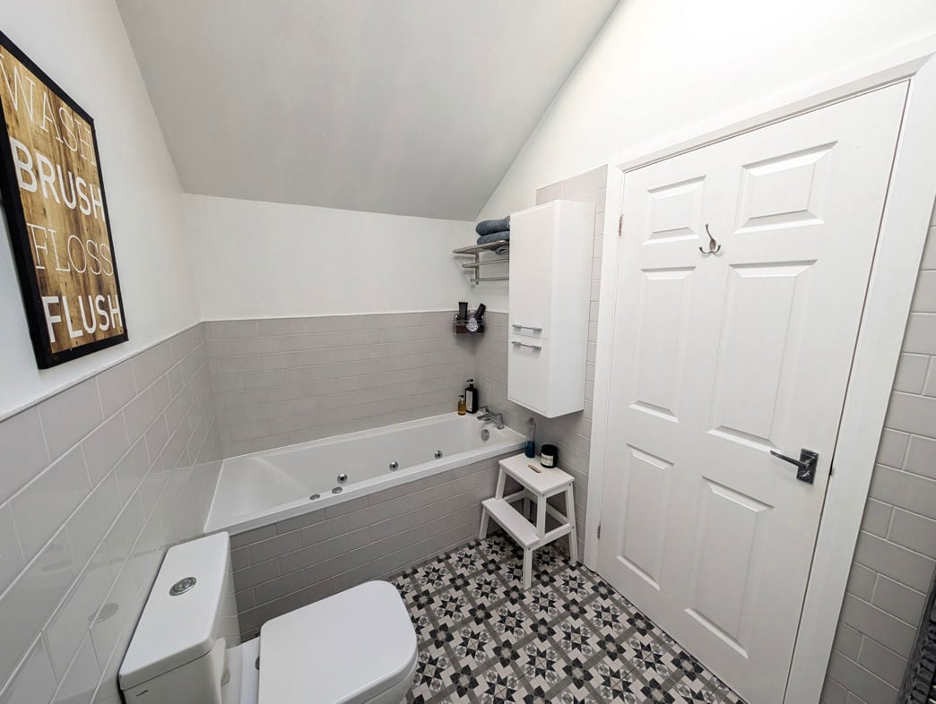 Property image 12 of 22