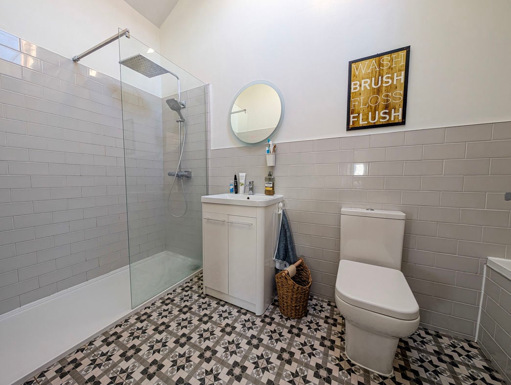 Property image 13 of 22