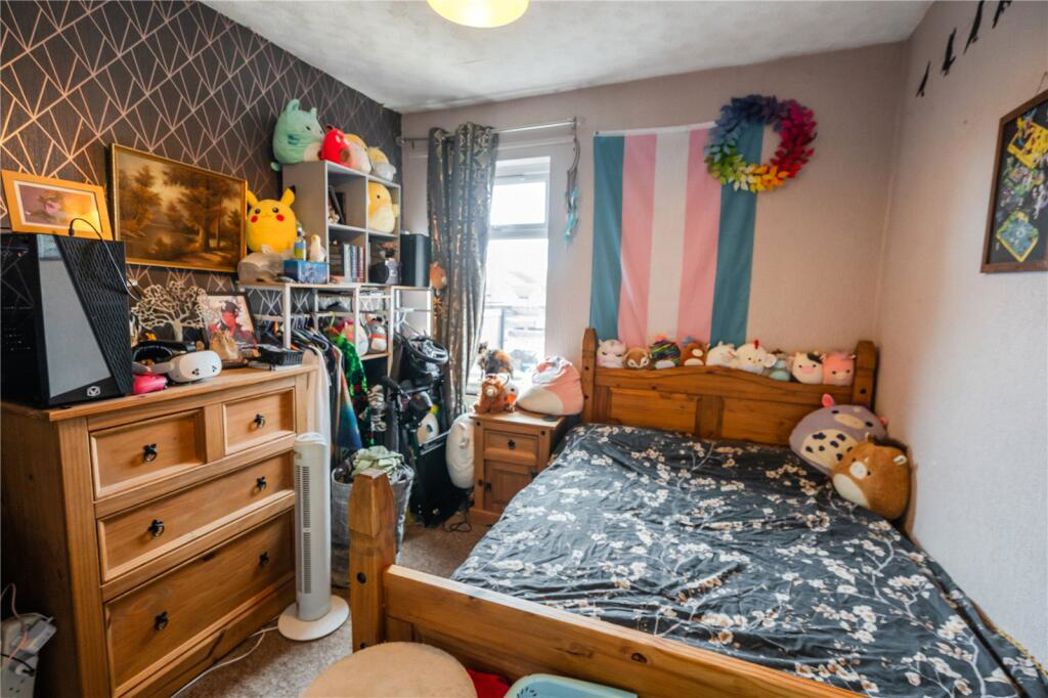 Property image 10 of 15