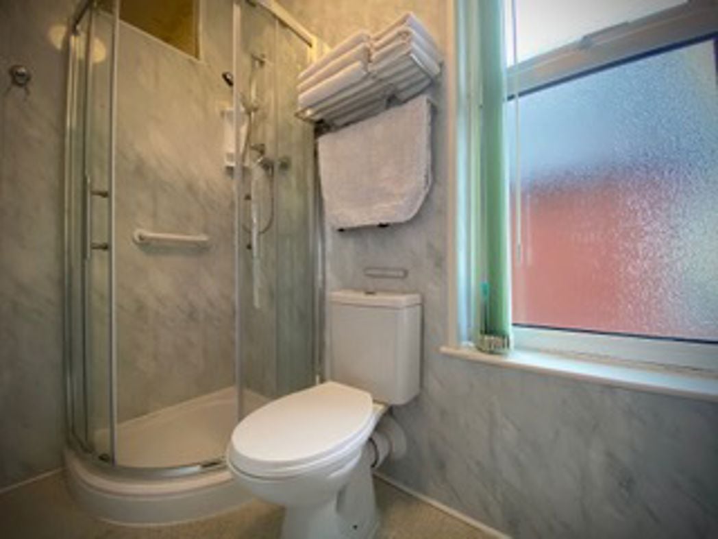 Property image 7 of 11