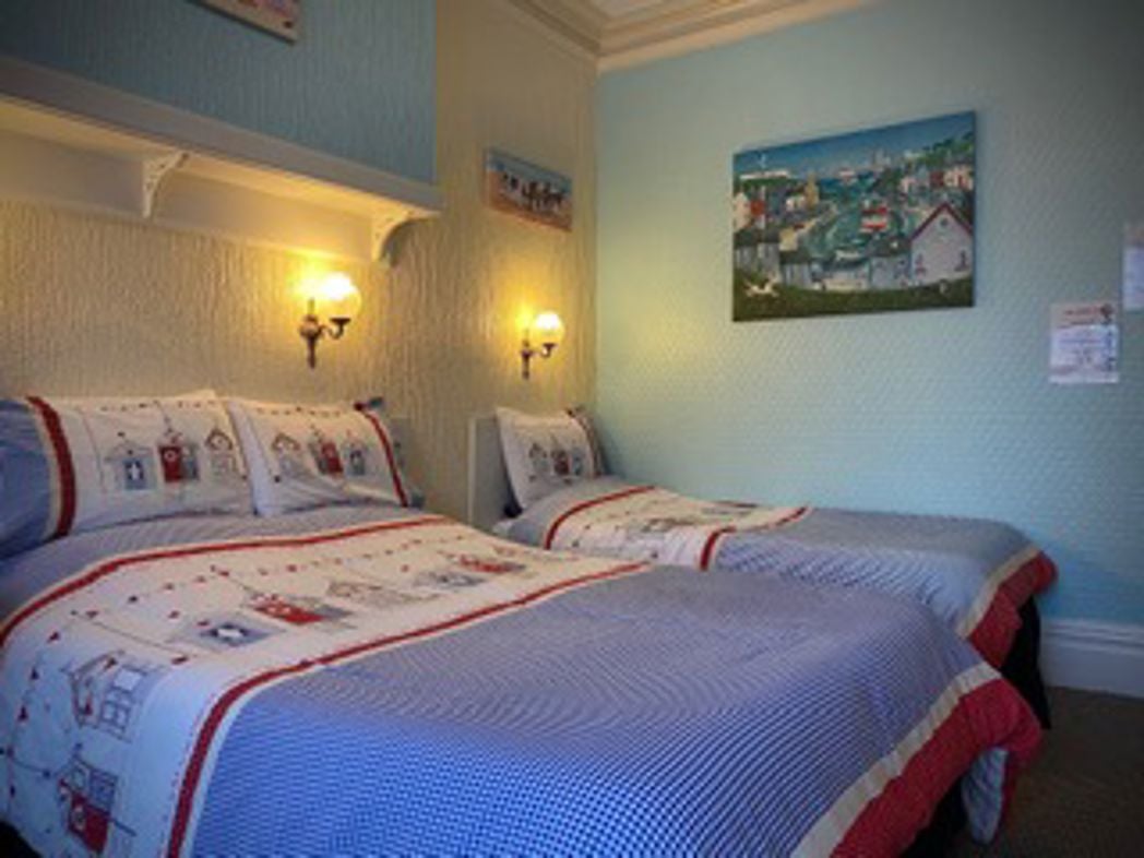Property image 3 of 11