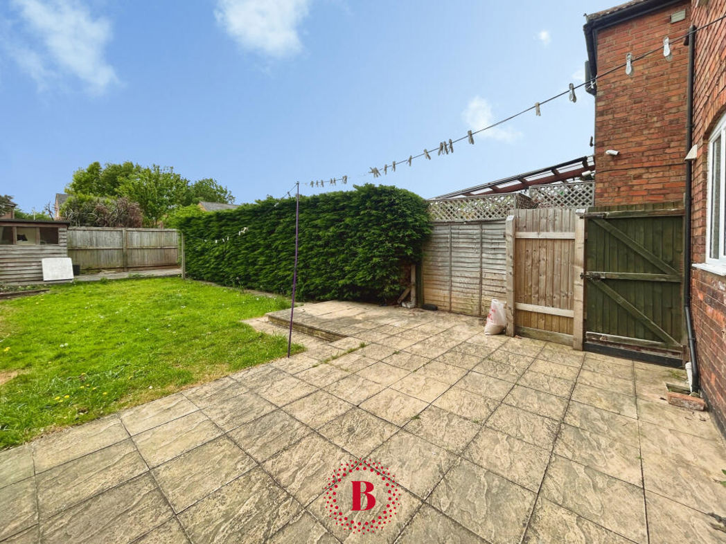 Property image 2 of 15
