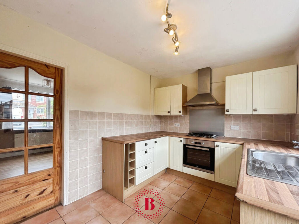 Property image 5 of 15