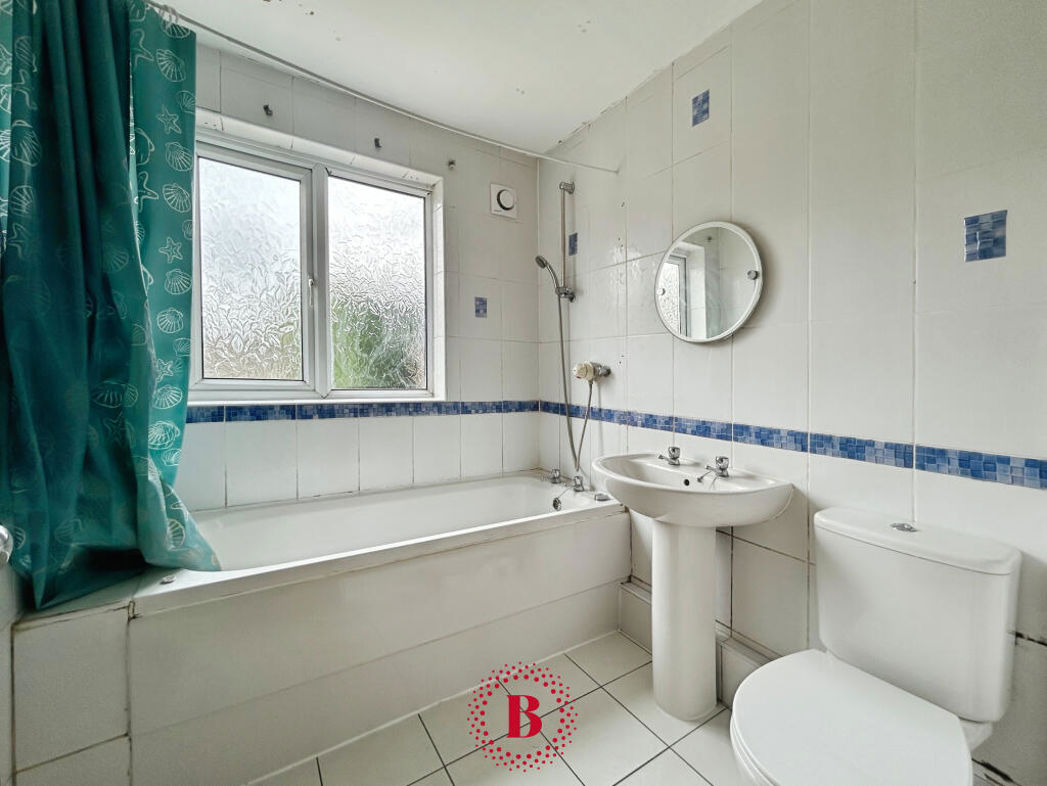 Property image 10 of 15