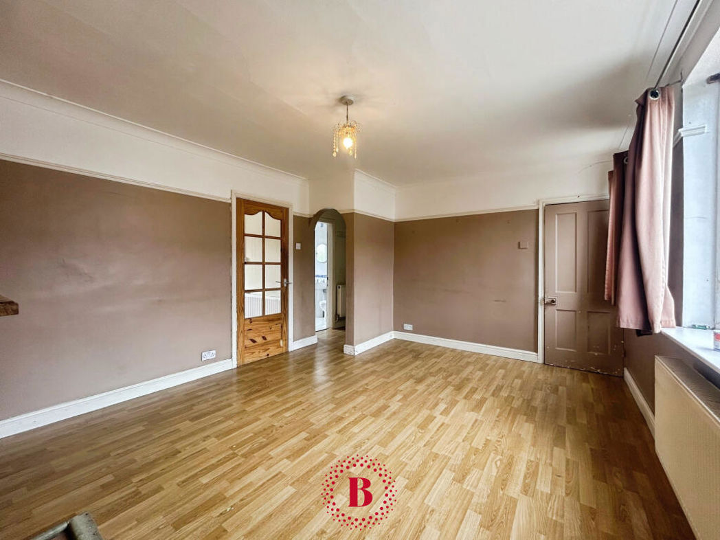 Property image 11 of 15