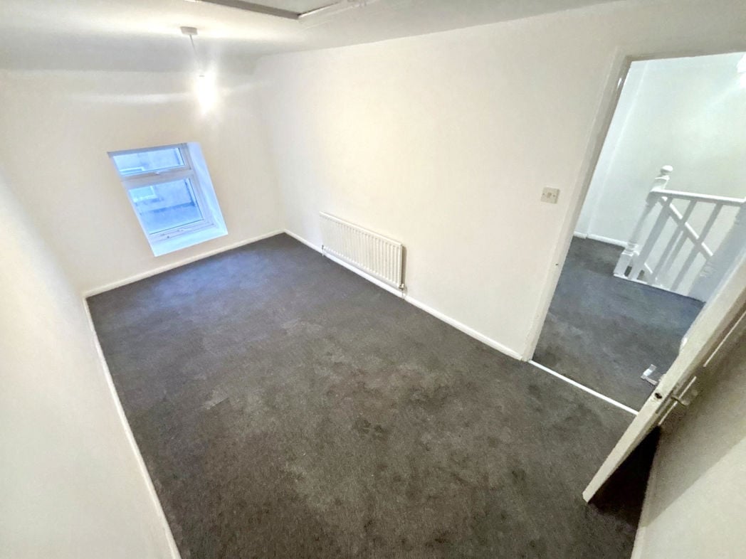 Property image 6 of 15