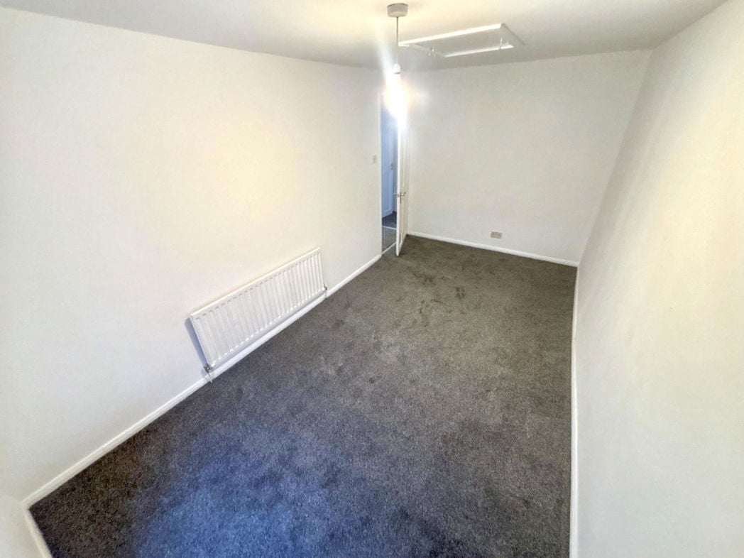 Property image 7 of 15